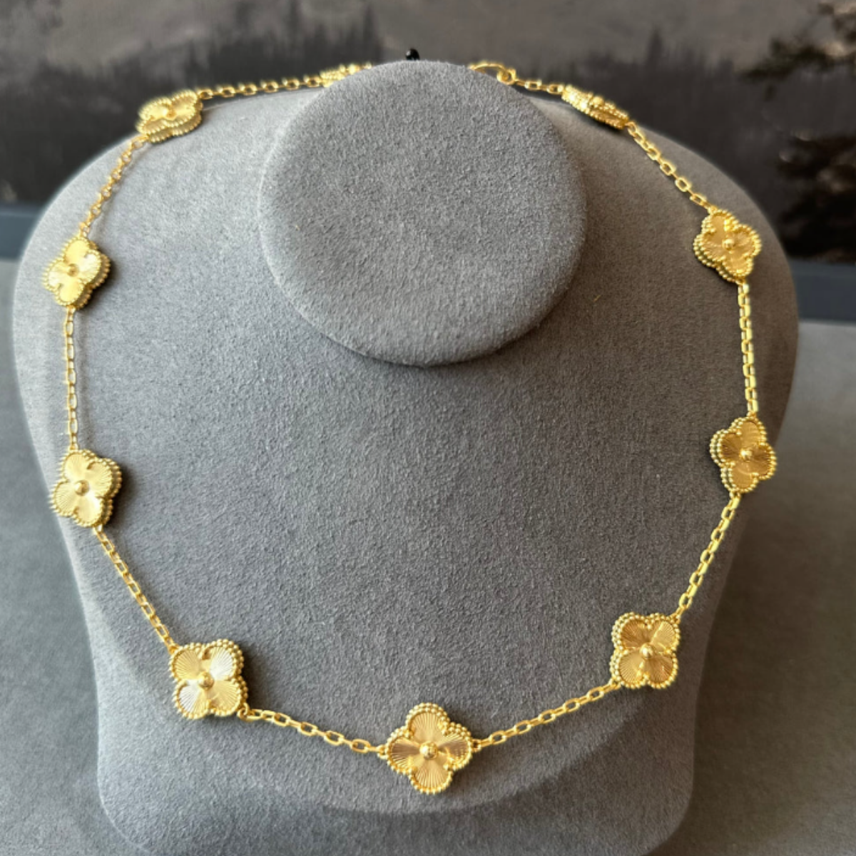 Colar Vintage Alhambra 10 Trevos Brilhante - Ouro 18K