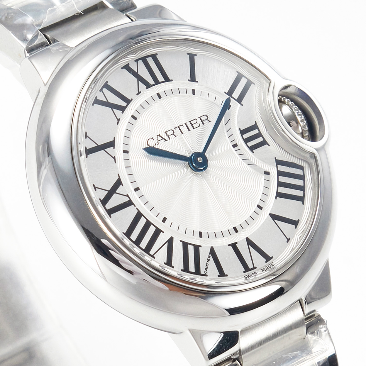 Relógio Ballon Bleu 33mm Fundo Branco