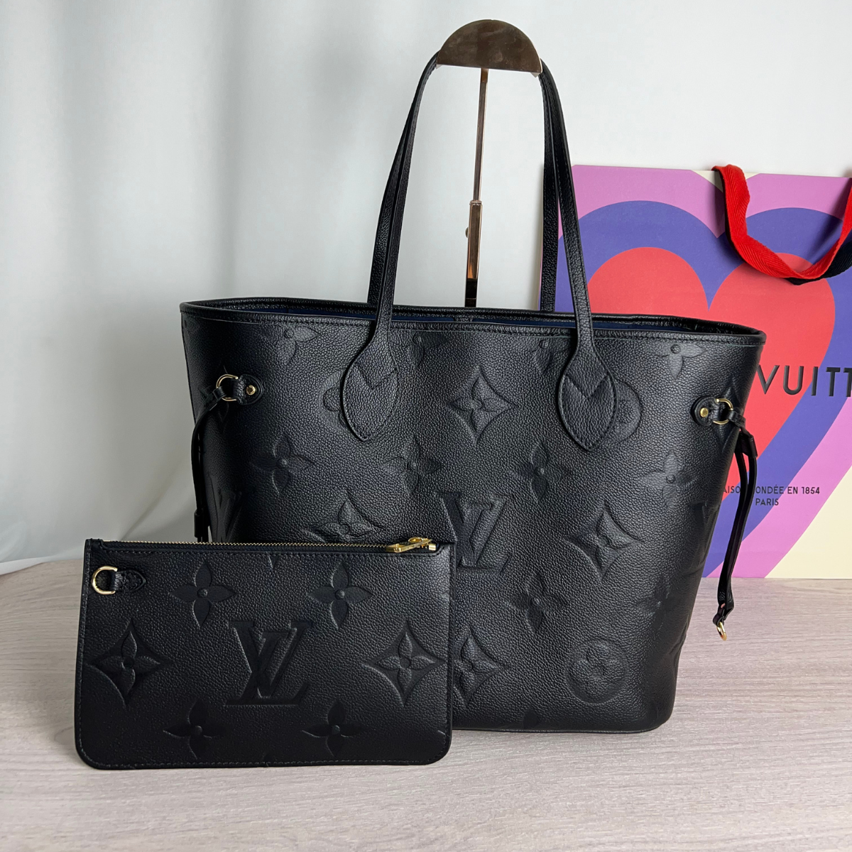 Bolsa LV Tote Neverfull MM Preto