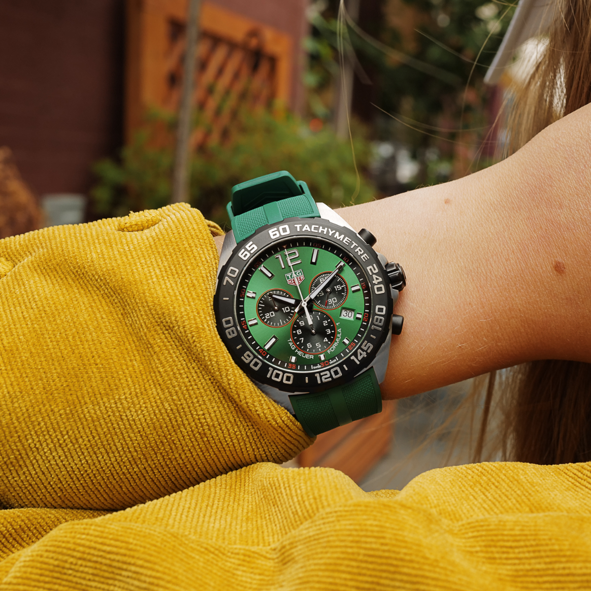 Relógio T.H Formula 1 Tachymetre Fundo Verde - Pulseira Borracha