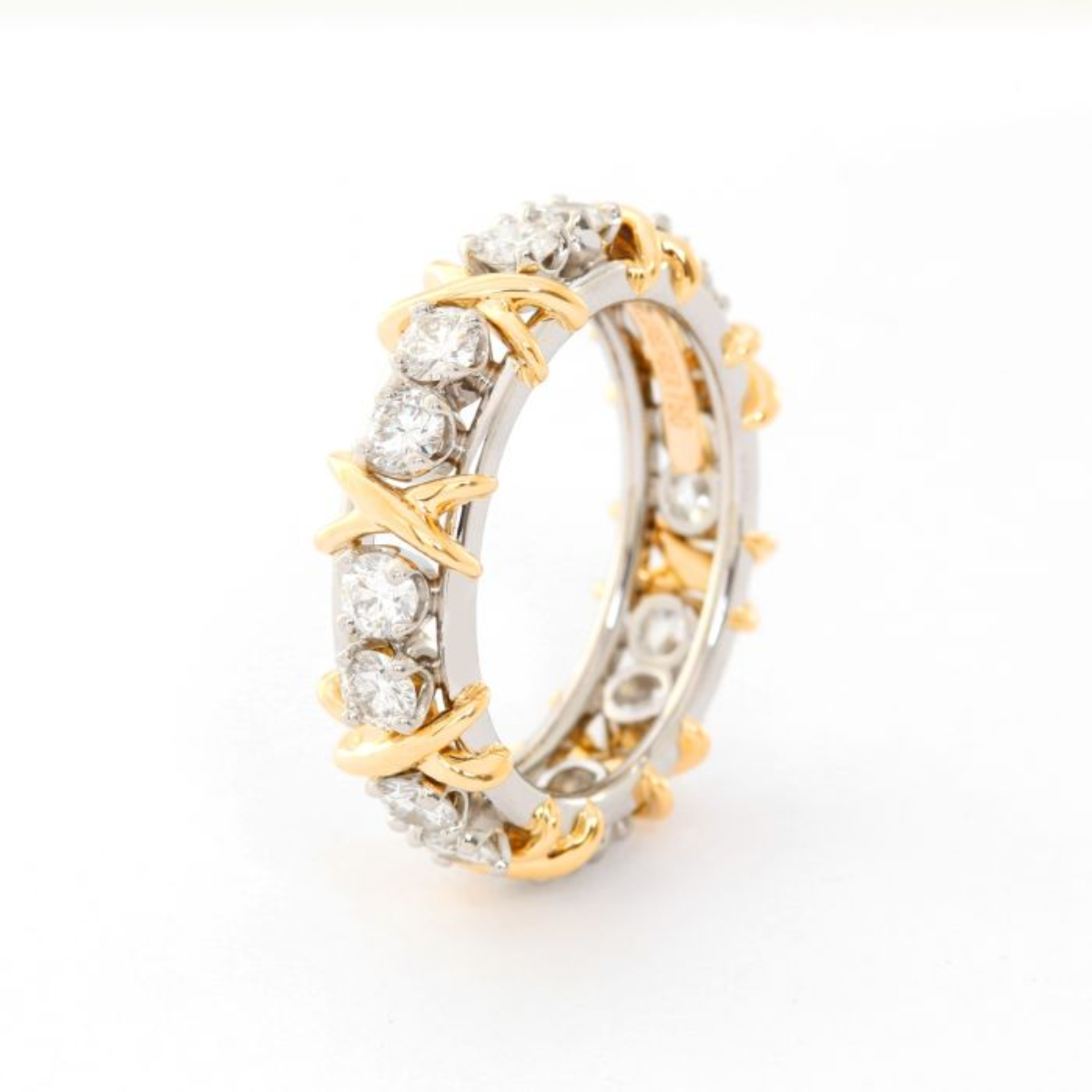 Anel Dezesseis Brilhantes - Ouro 18K