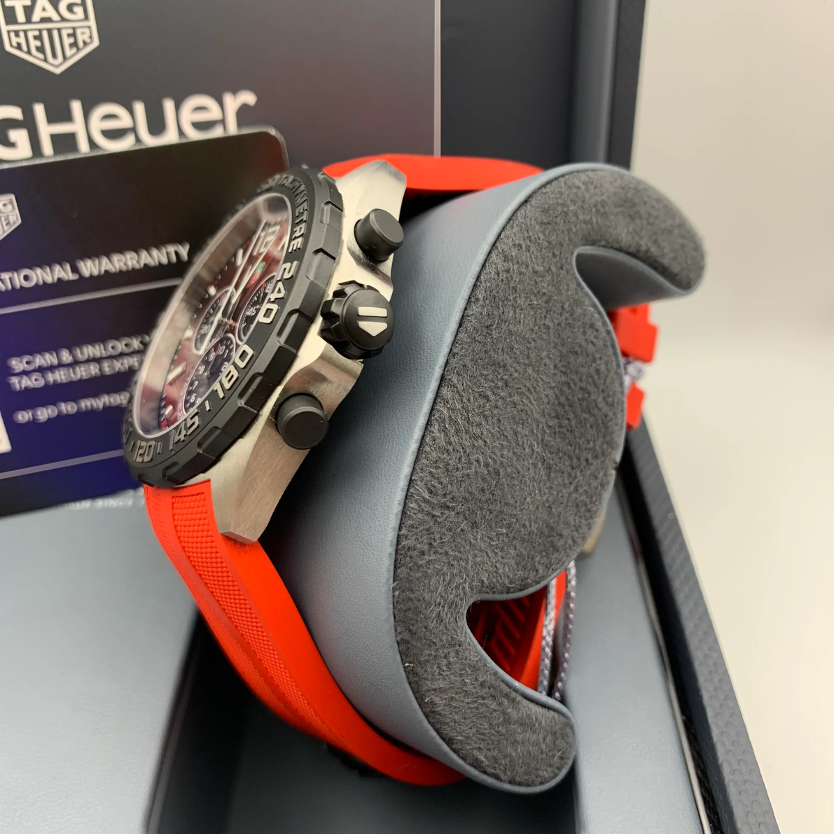 Relógio T.H Formula 1 Tachymetre Fundo Vermelho - Pulseira Borracha