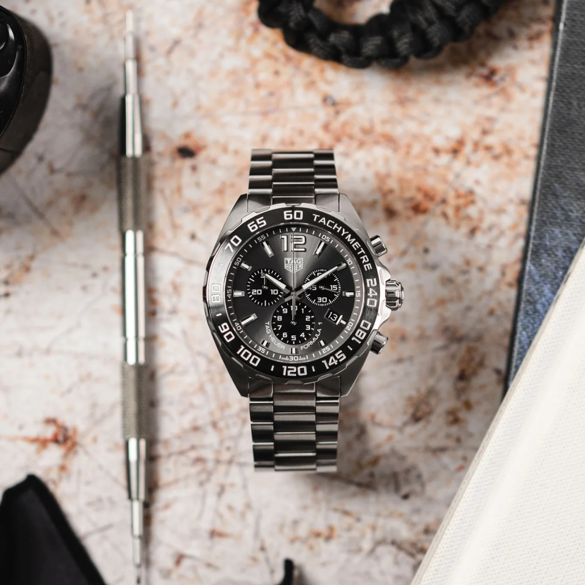 Relógio T.H Formula 1 Chronograph Fundo Cinza