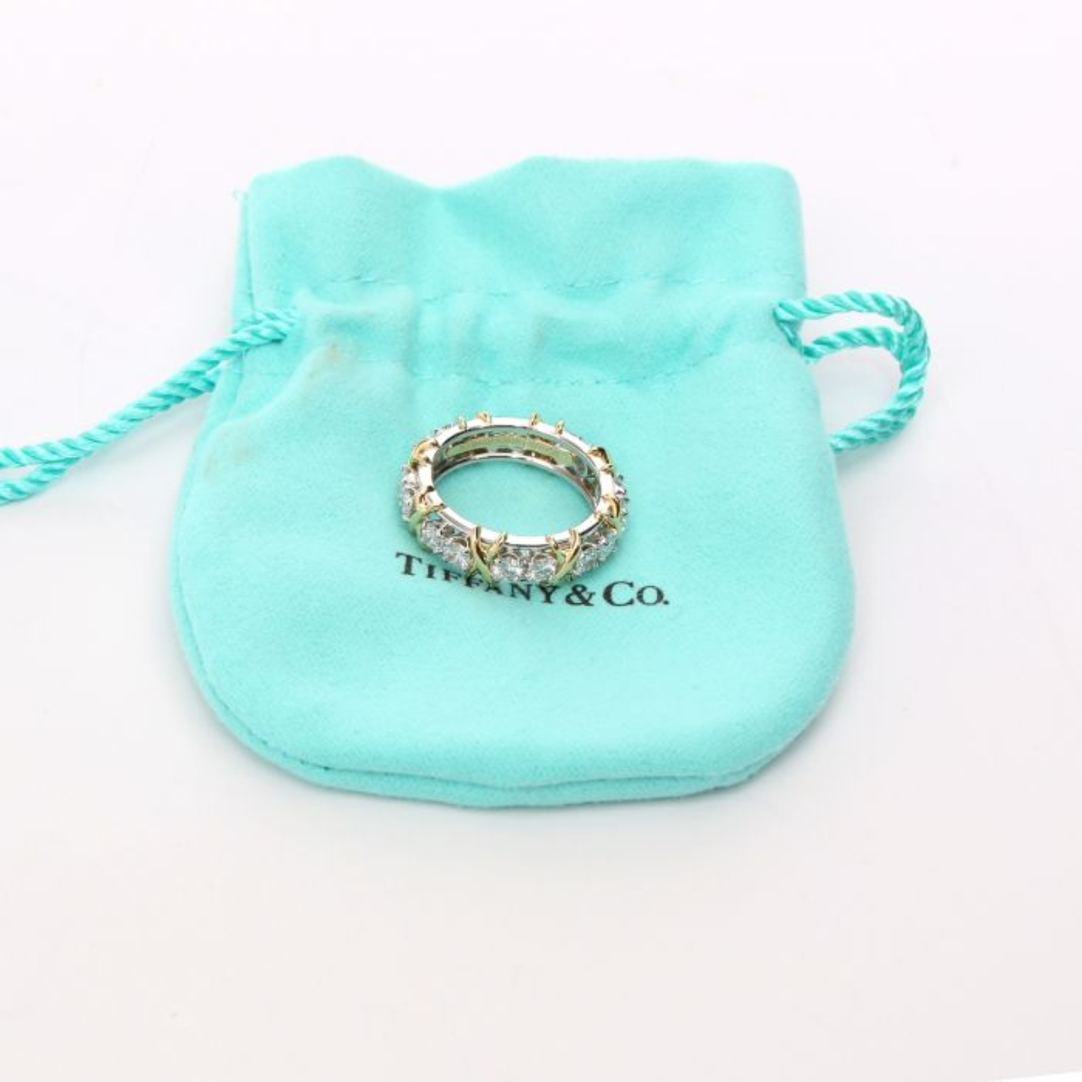 Anel Dezesseis Brilhantes - Ouro 18K