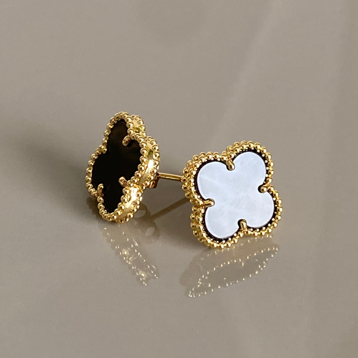 Conjunto Alhambra Trevo Colar e Brinco Preto - Ouro 18K