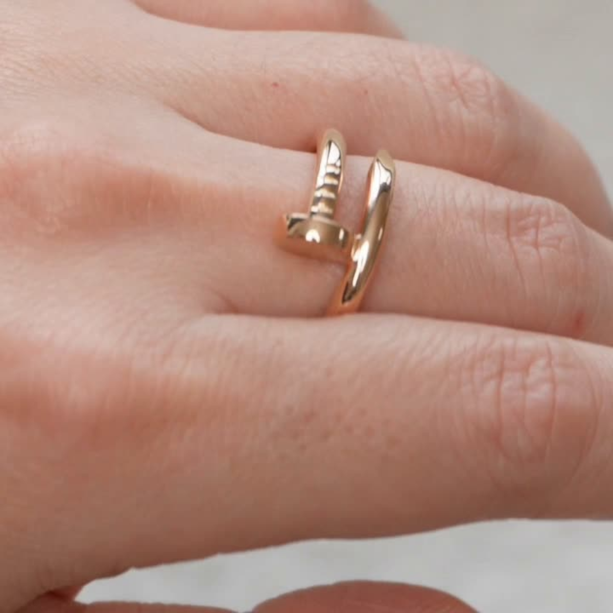 Anel Classic Prego - Ouro 18K